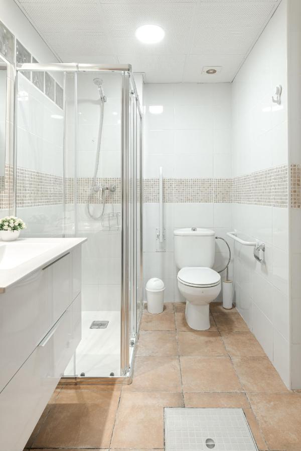Gus Apartment Аликанте Екстериор снимка