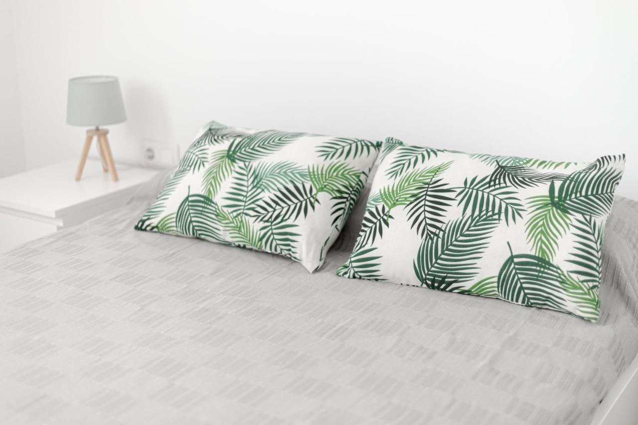 Gus Apartment Аликанте Екстериор снимка